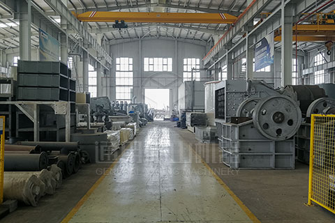 通用礦山機器車間